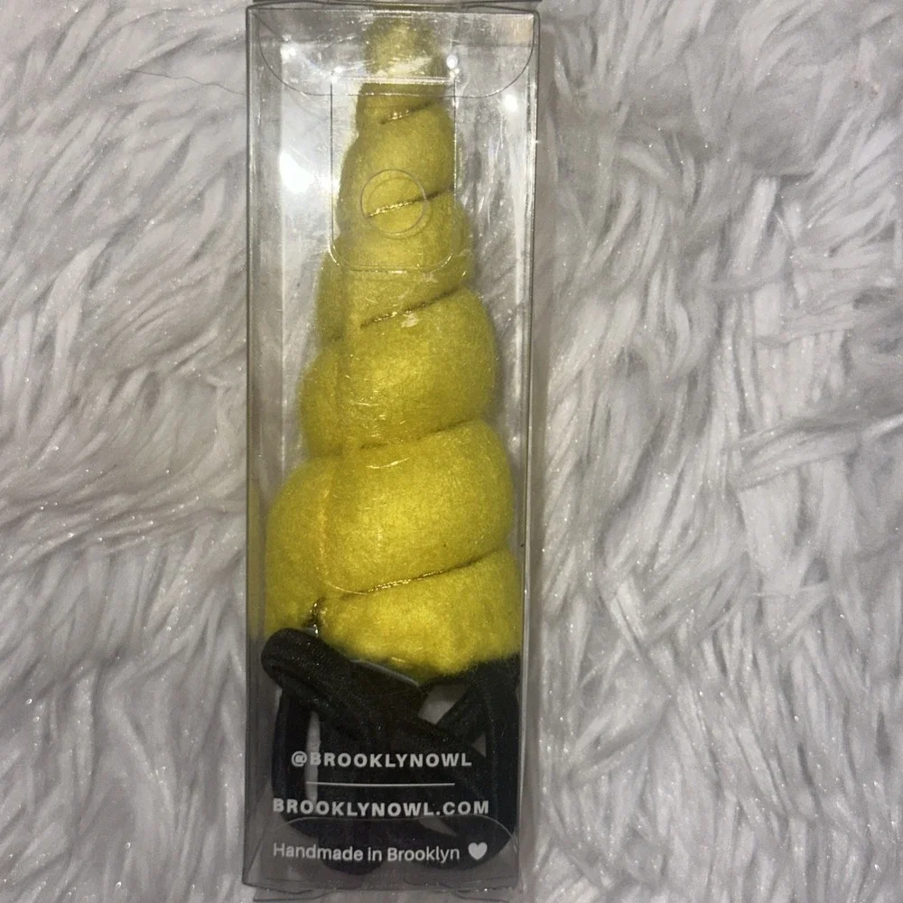 Brooklyn Owl Unicorn‎ Headband Horn Yellow Costume New